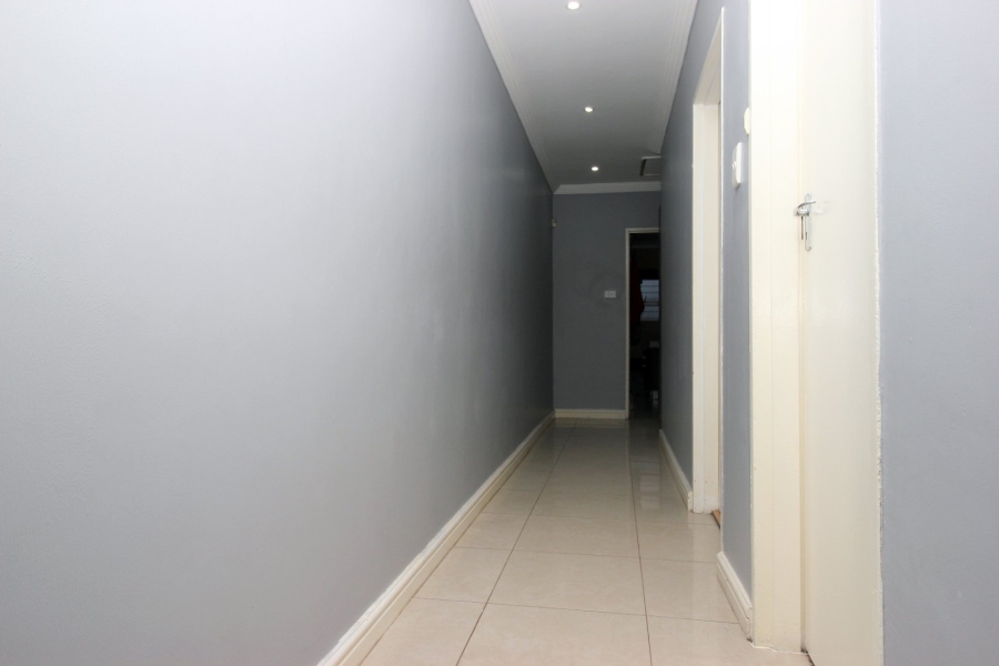 To Let 4 Bedroom Property for Rent in Belgravia Western Cape